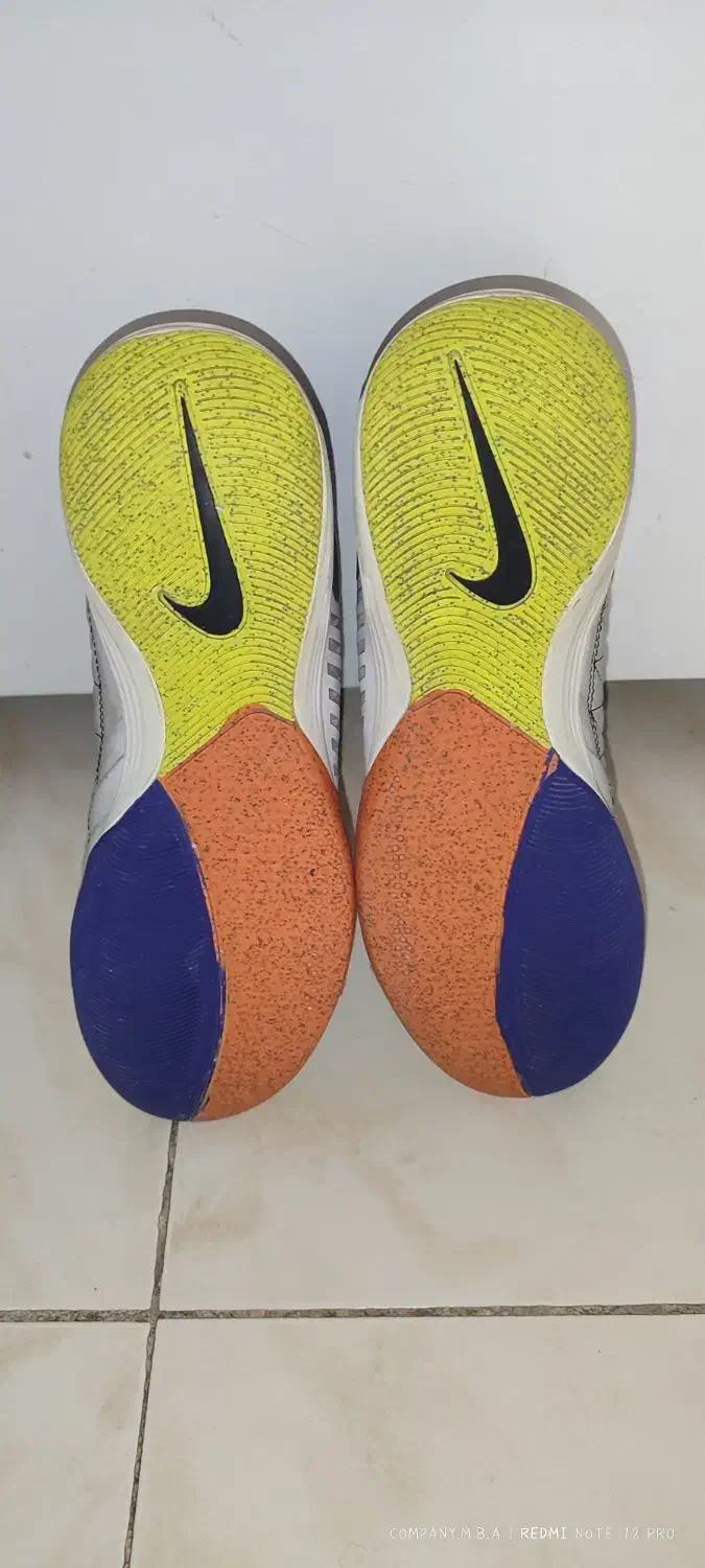 کفش فوتسال لونارگتو|کیف، کفش، کمربند|ساوه, |دیوار