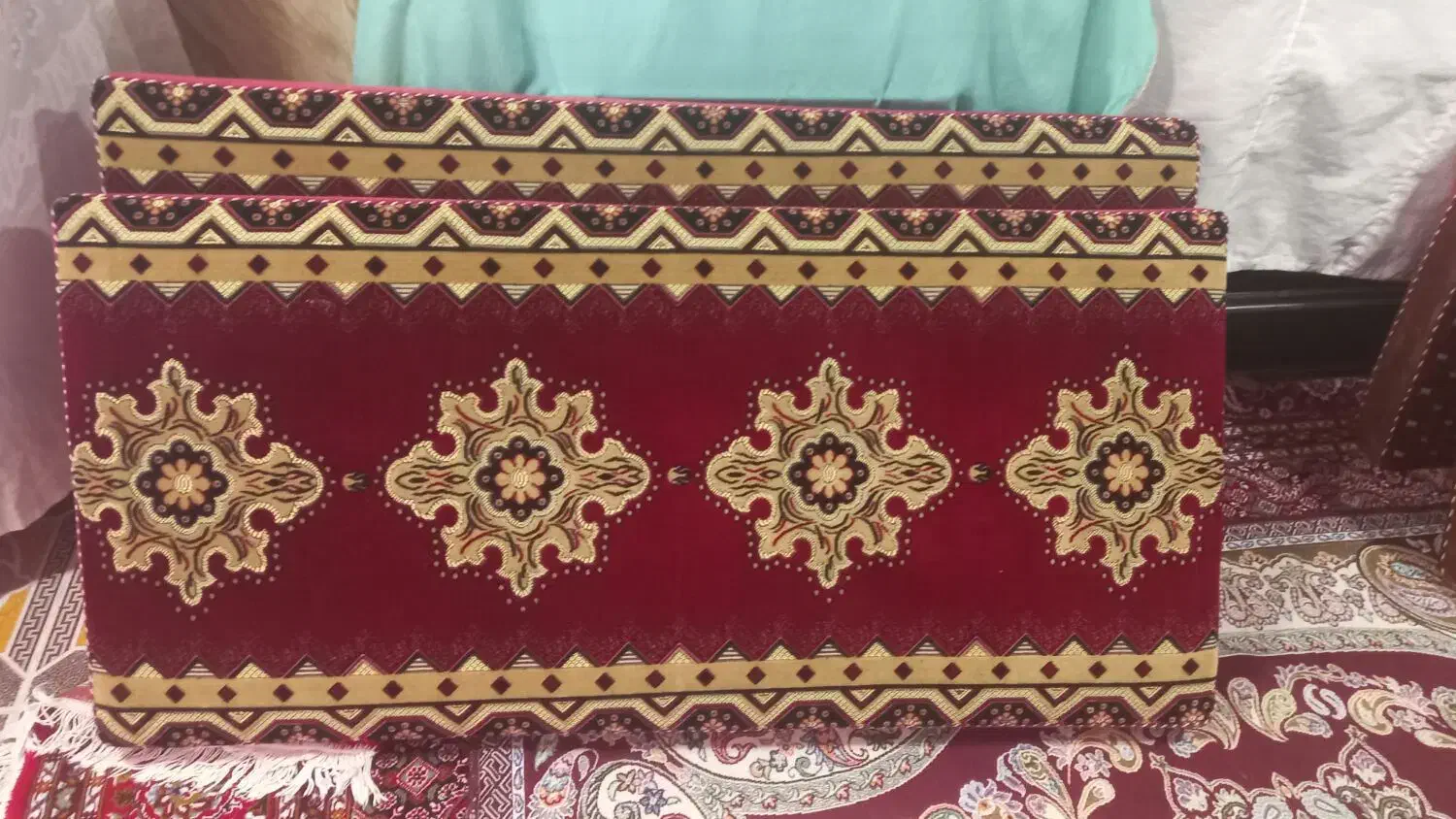 دو جفت پشتی راحتی|پشتی|مشگین شهر, |دیوار