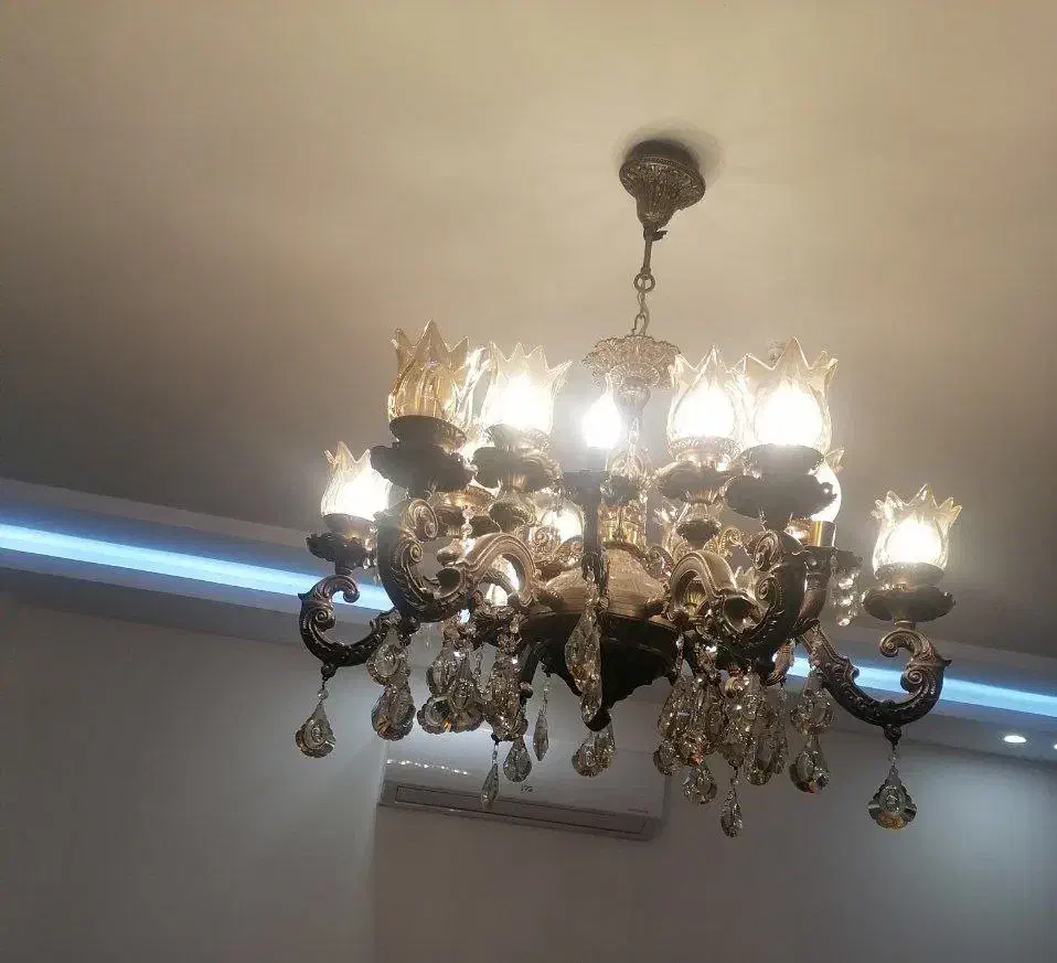 دوعدد لوستر 12شعله.6شاخه|لوستر و چراغ آویز|مشهد, کوه سنگی|دیوار