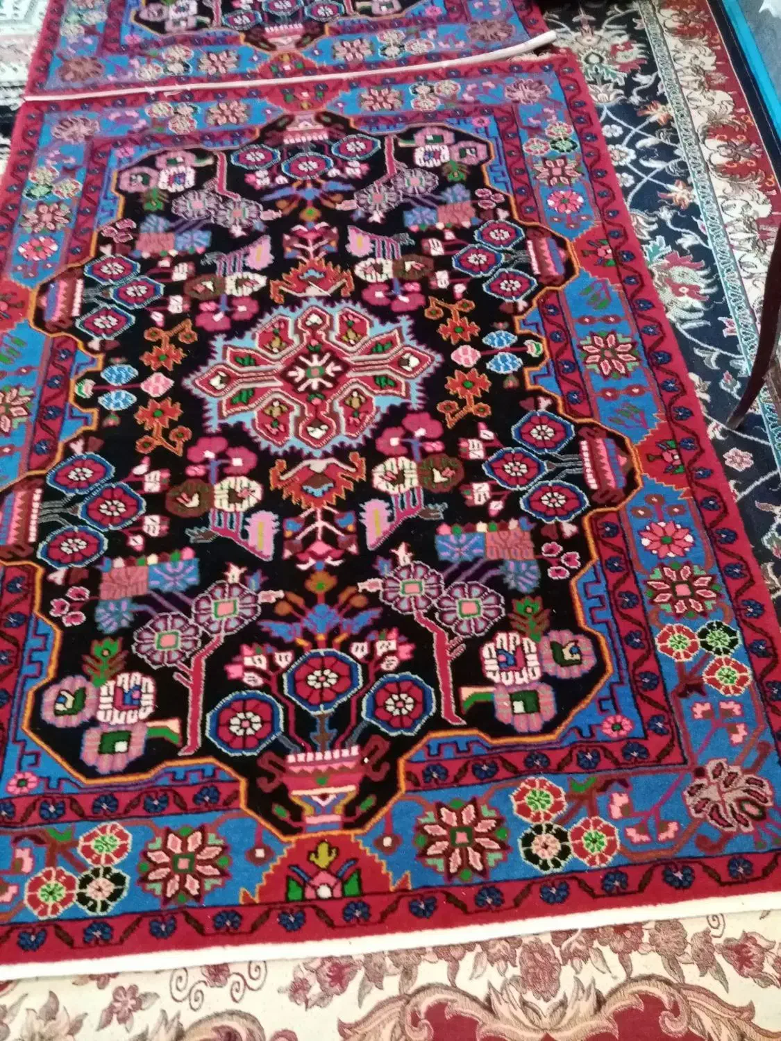 قالی دست بافت|فرش|زرین دشت (همدان), |دیوار