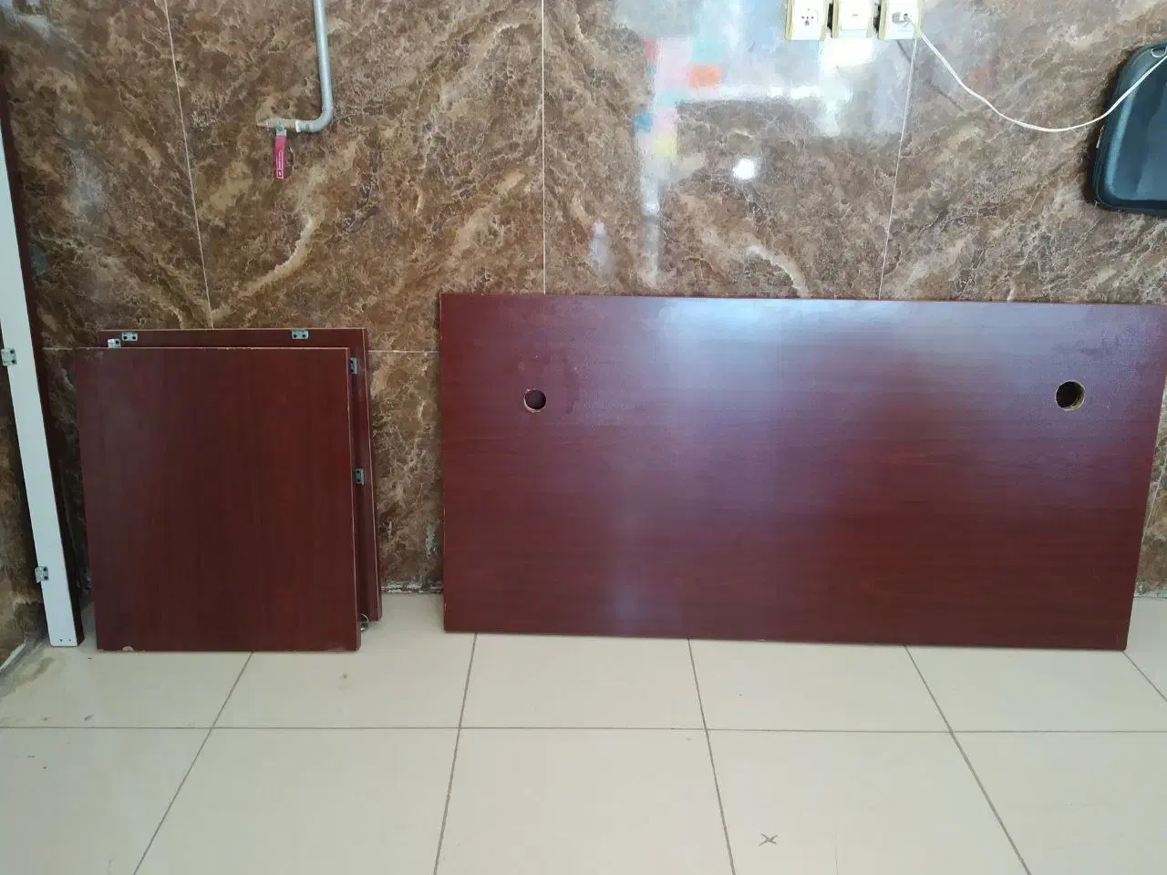 میز|میز تحریر و کامپیوتر|قوچان, |دیوار