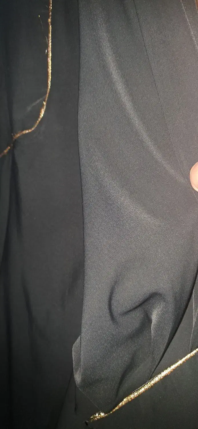 مانتو عبای|لباس|قم, نخودی|دیوار