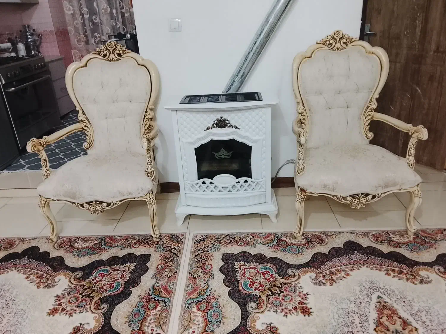 ست مبل ۷نفره کلاسیک|مبلمان خانگی و میز عسلی|قرچک, باقرآباد|دیوار