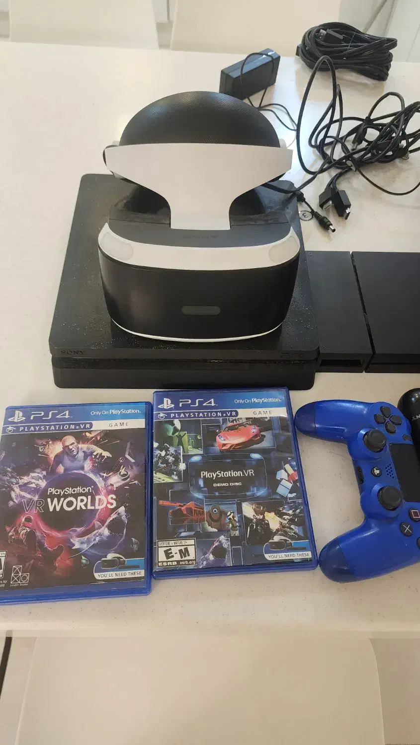 ps4 slime پی اس فور اسلیم همراه با vr پلی‌استیشن|کنسول، بازی ویدئویی و آنلاین|شیراز, هفت تنان|دیوار