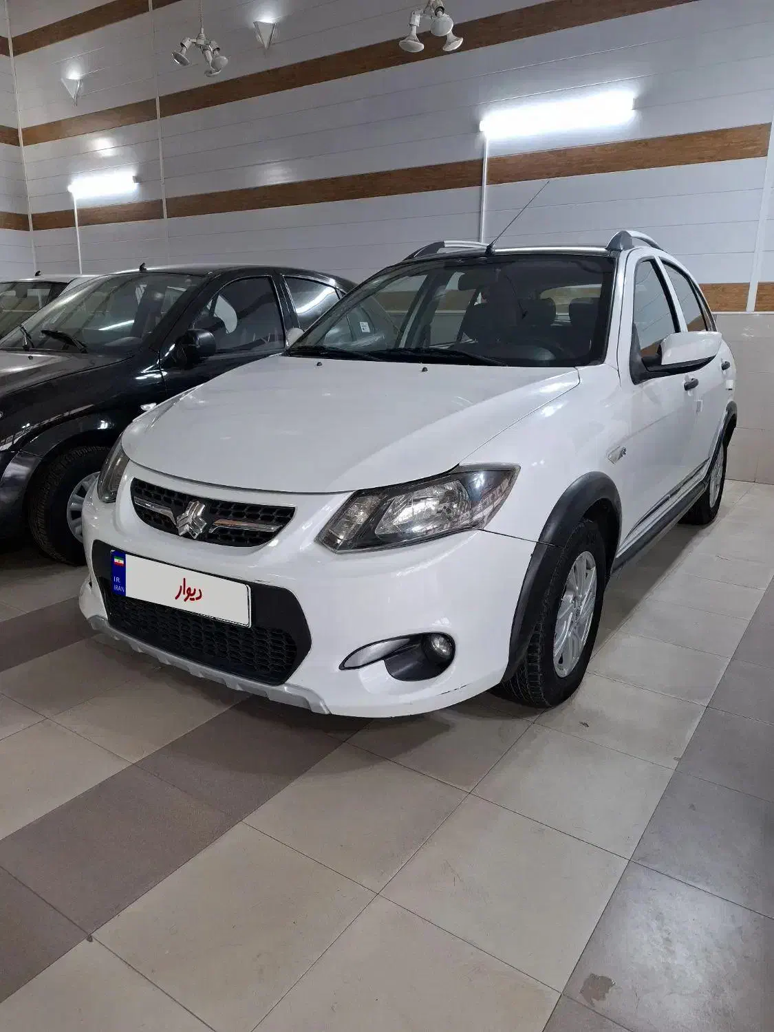 کوئیک Rسقف مشکی با رینگ|خودرو سواری و وانت|همدان, |دیوار