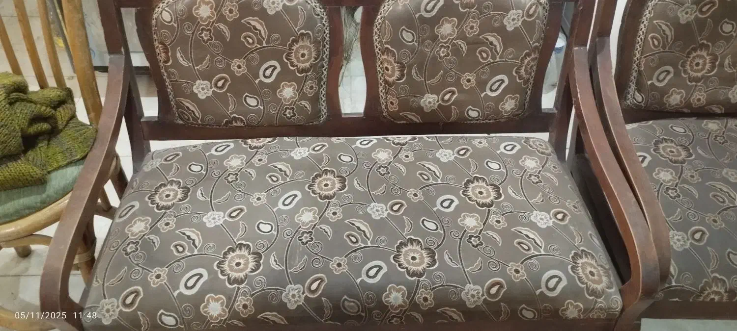 مبل راحتی|مبلمان خانگی و میز عسلی|اصفهان, جنیران (لادان)|دیوار