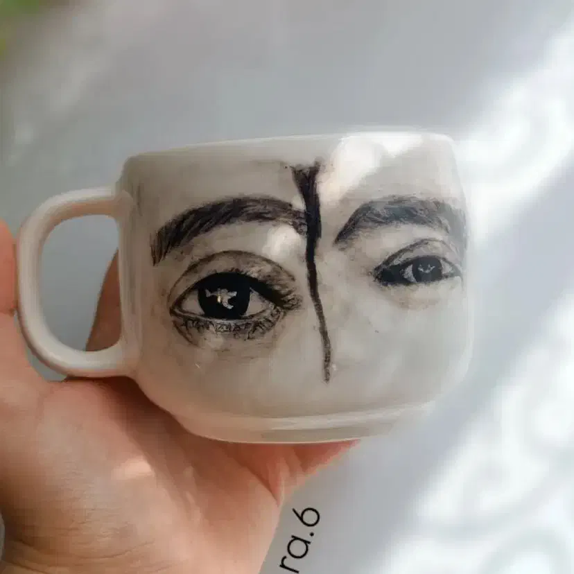 ماگ و ست سرامیکی دست‌ساز با طرح دلخواه|ظروف سرو و پذیرایی|اصفهان, سودان|دیوار