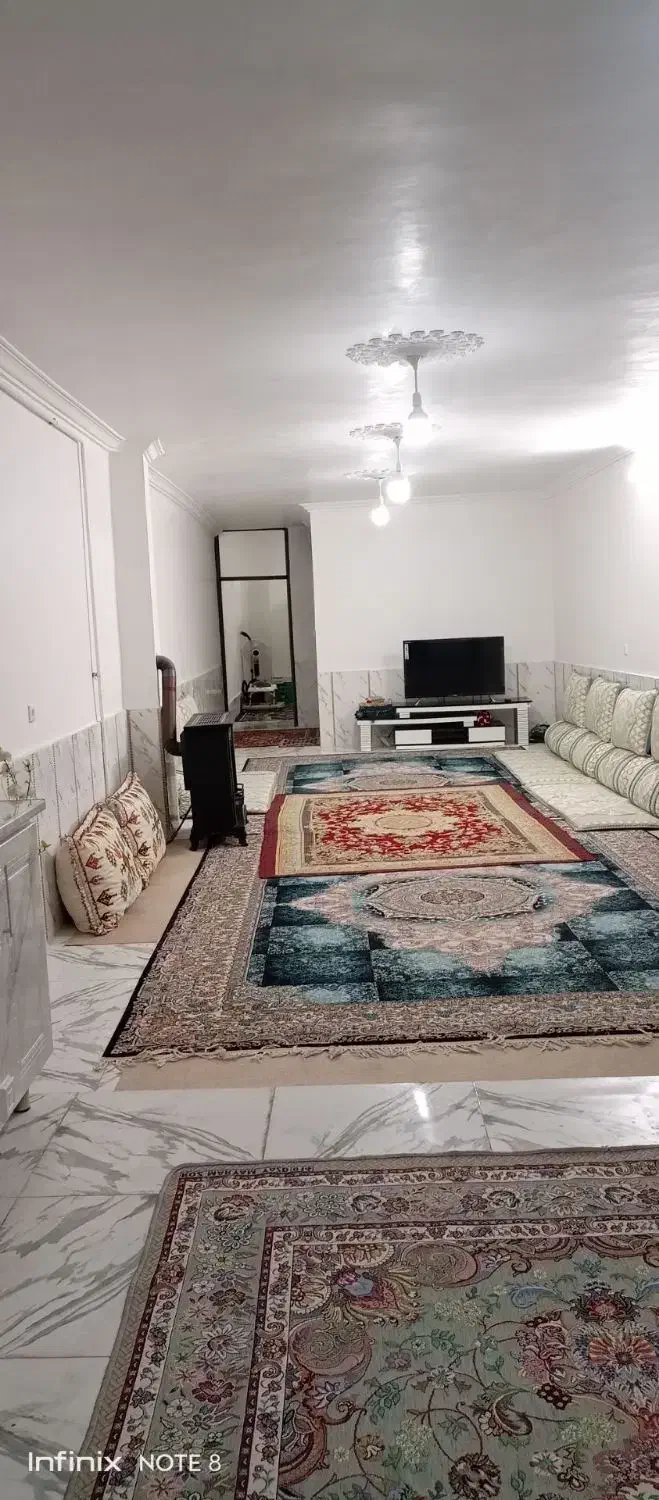 ویلایی۲طبقه ۳واحدی نوساز۳۳۰ متری فلکه کشاورز فوری|فروش خانه و ویلا|زاهدان, |دیوار