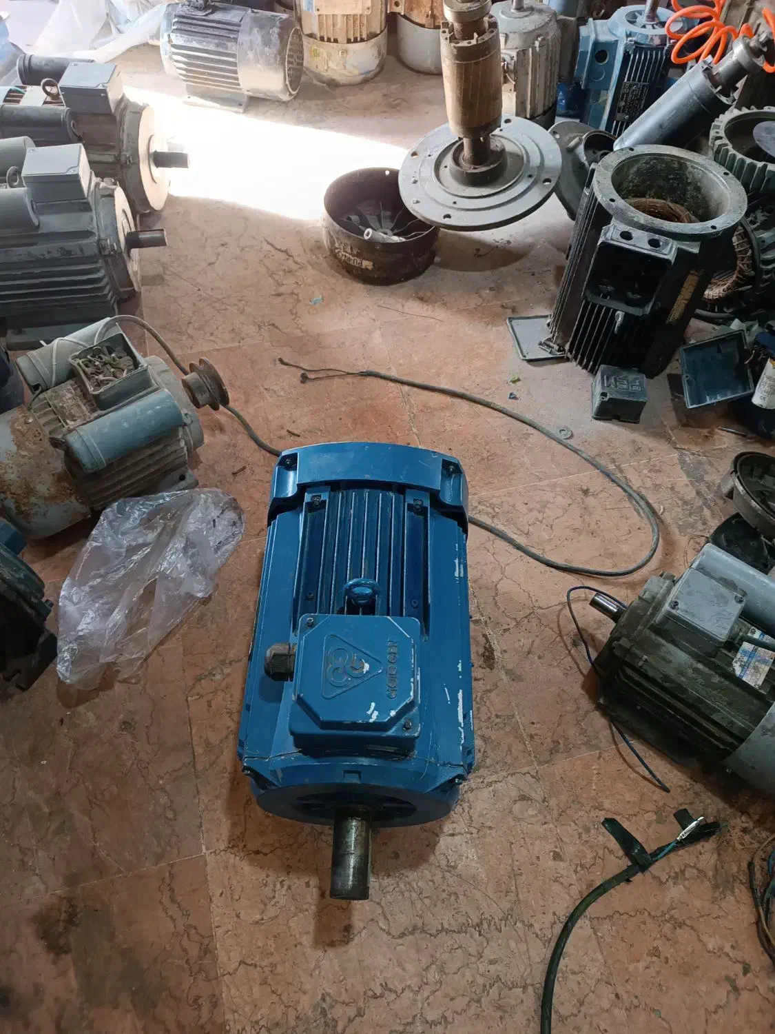 دینام 10 و 7.5اسب 3000دور موتوژن|ماشین‌آلات صنعتی|تهران, شهرک آسمان|دیوار