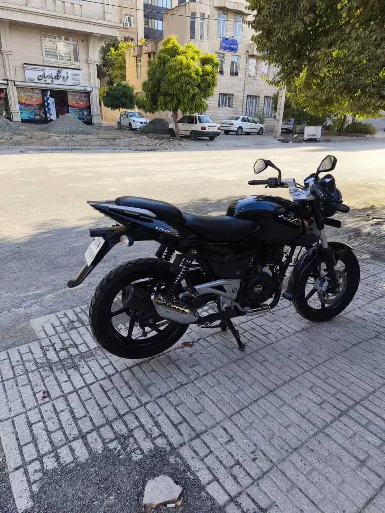 پالس 180 یوجی 4|موتورسیکلت|کرمانشاه, |دیوار