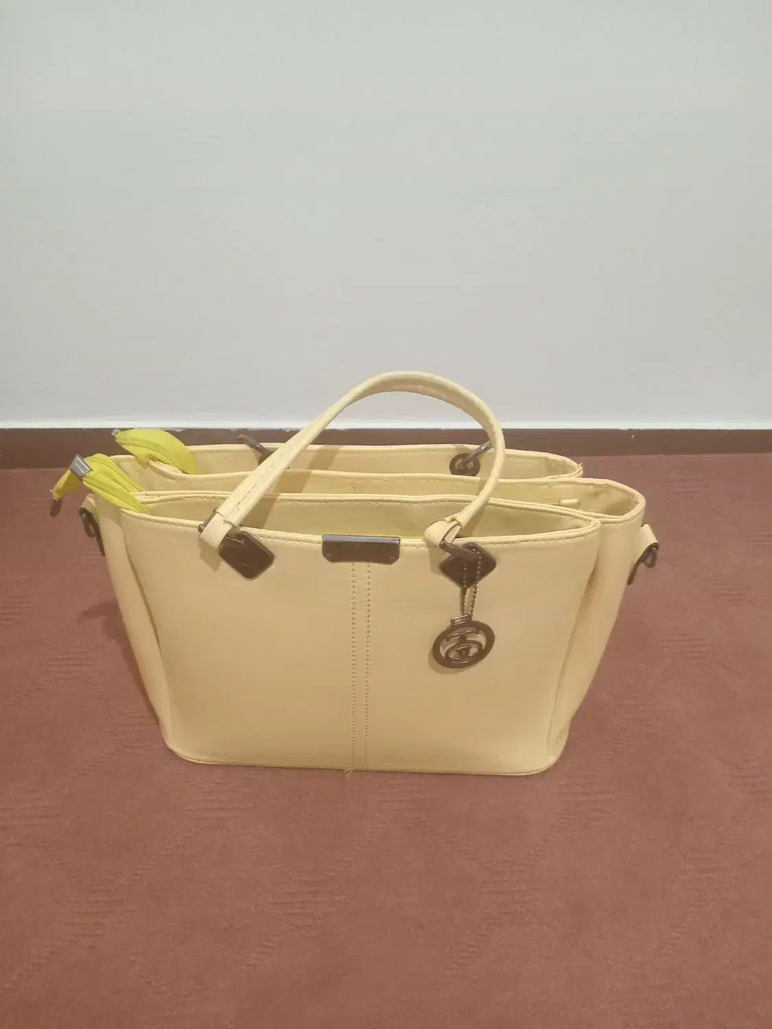 کیف دوشی سالم|کیف، کفش، کمربند|کرج, کمال‌شهر|دیوار