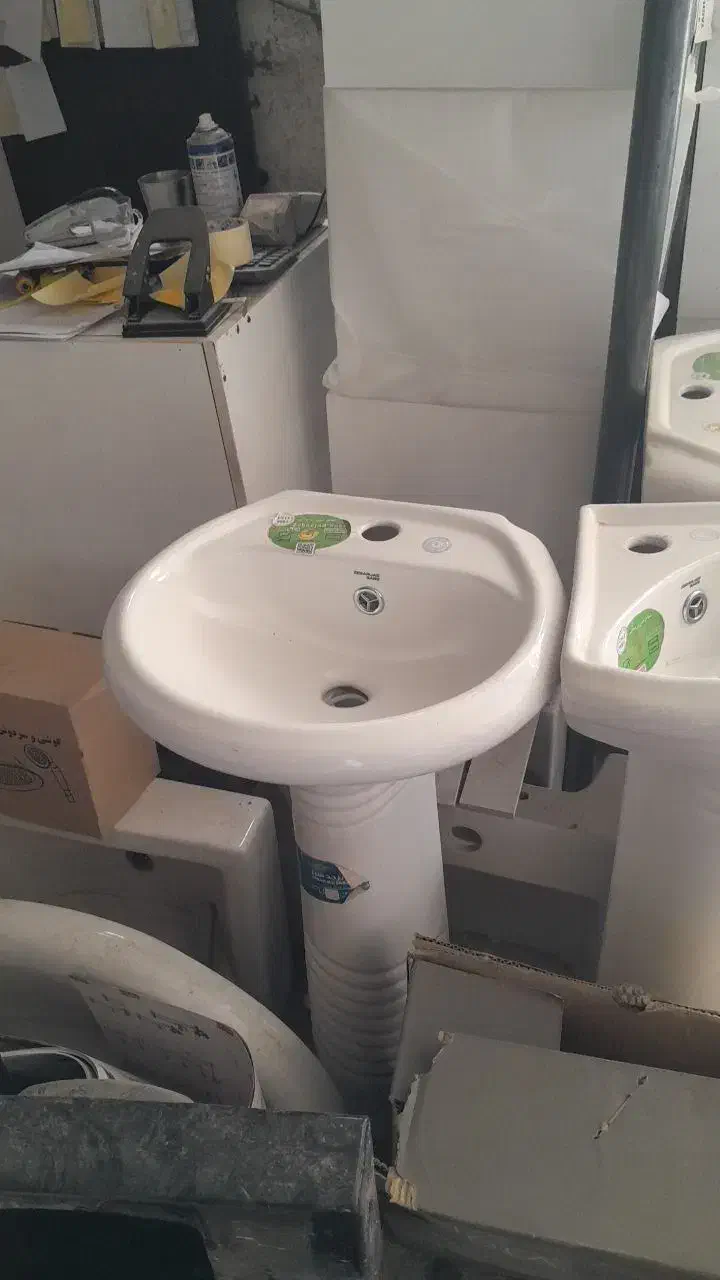 روشویی پایه دار سایز 40 ..50 ..55|لوازم سرویس بهداشتی|اصفهان, مهدی آباد|دیوار