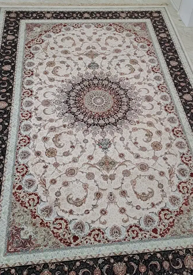 فرش ۶متری ۱۲۰۰شانه ساوین|فرش|خمام, |دیوار