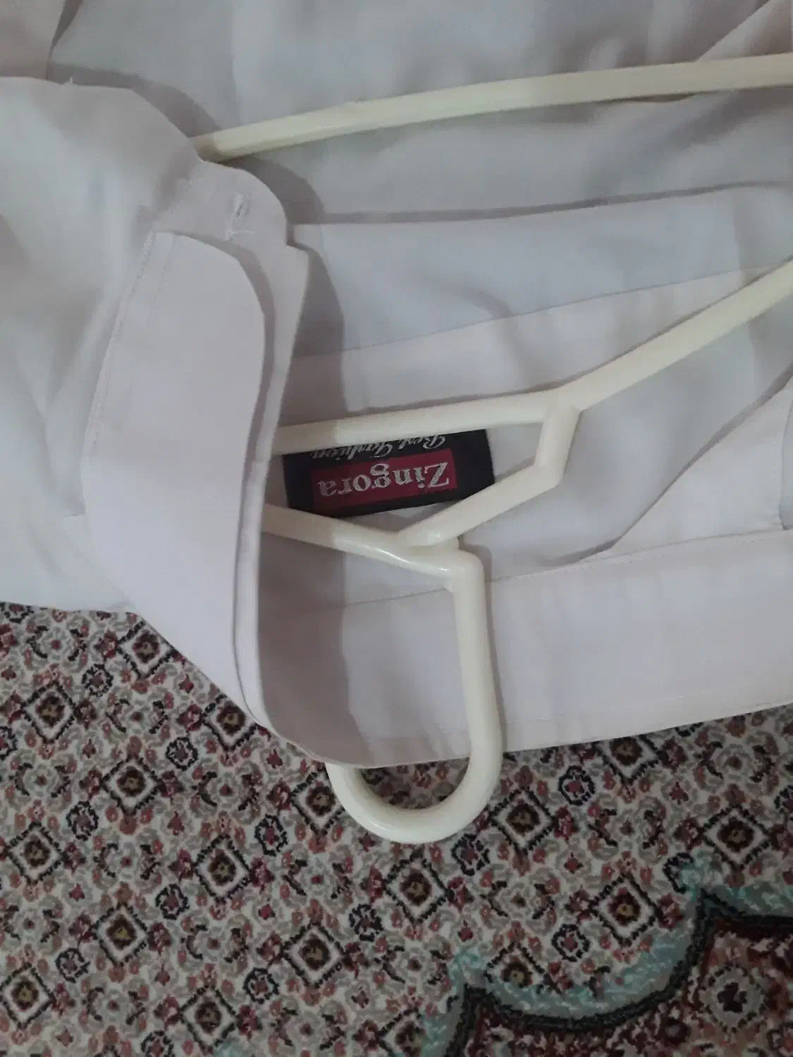 کت و شلوار|لباس|خوی, |دیوار