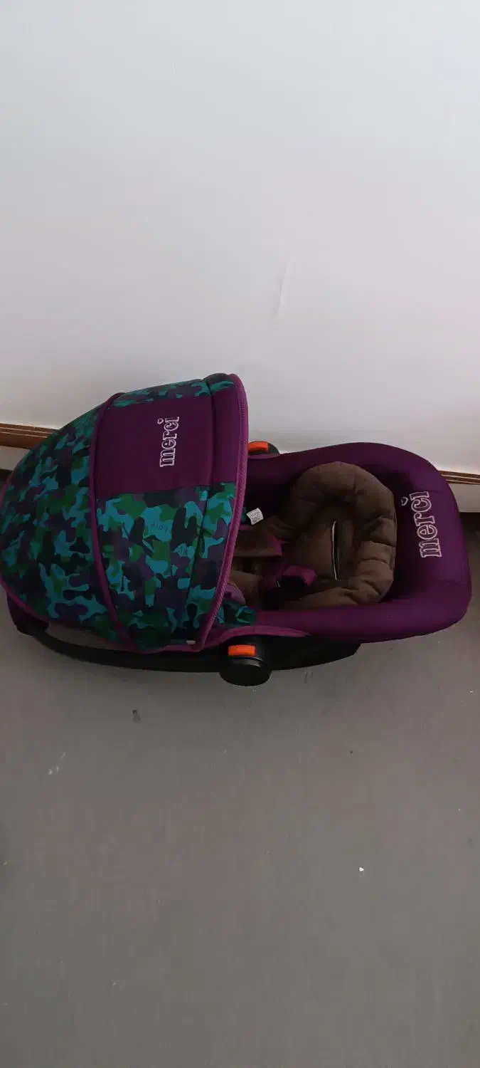 صندلی ماشین کریر|تخت و صندلی بچه|قم, پردیسان|دیوار