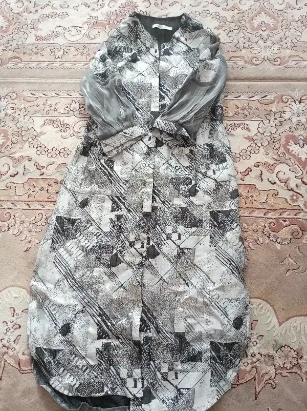 مانتو نقره ای|لباس|سبزوار, امیر کبیر|دیوار