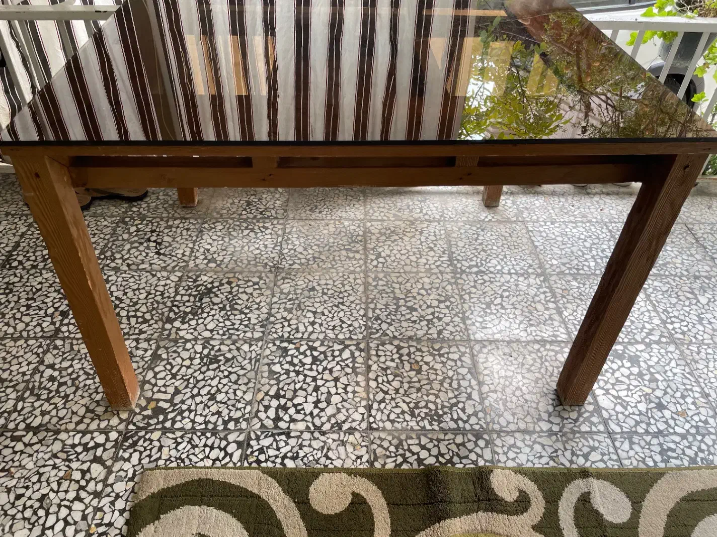 میز چوبی ۶نفره|میز و صندلی غذاخوری|رشت, امین الضرب|دیوار