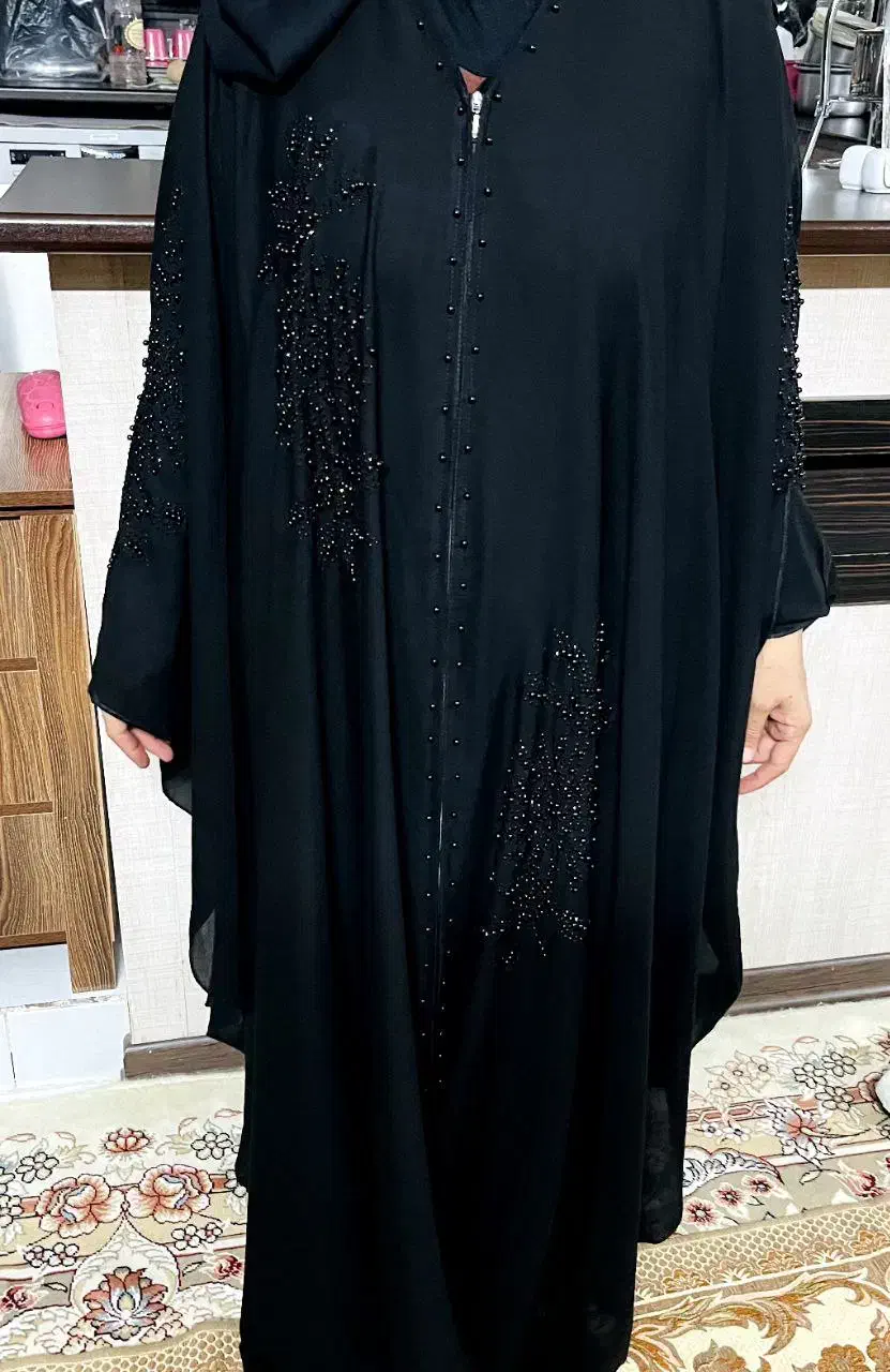 عبا و چادر|لباس|مشهد, فدک|دیوار