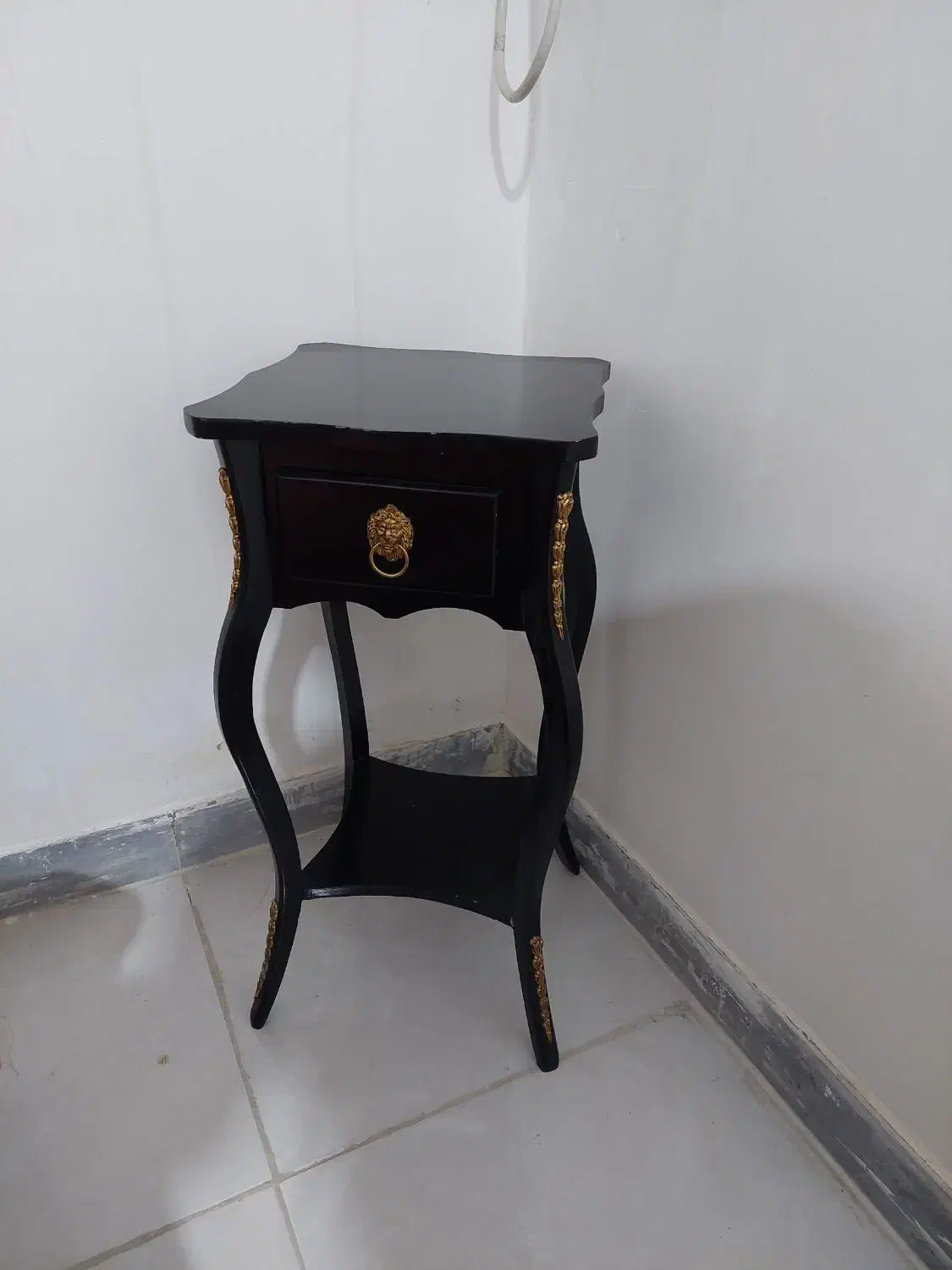 میز تلفن|میز تلفن|اهواز, منبع اب|دیوار