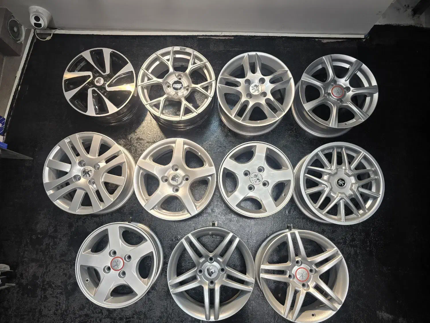 رینگ و لاستیک اقساطی بازنشستگان تامین اجتماعی|قطعات یدکی و لوازم جانبی|پرند, فاز ۱|دیوار