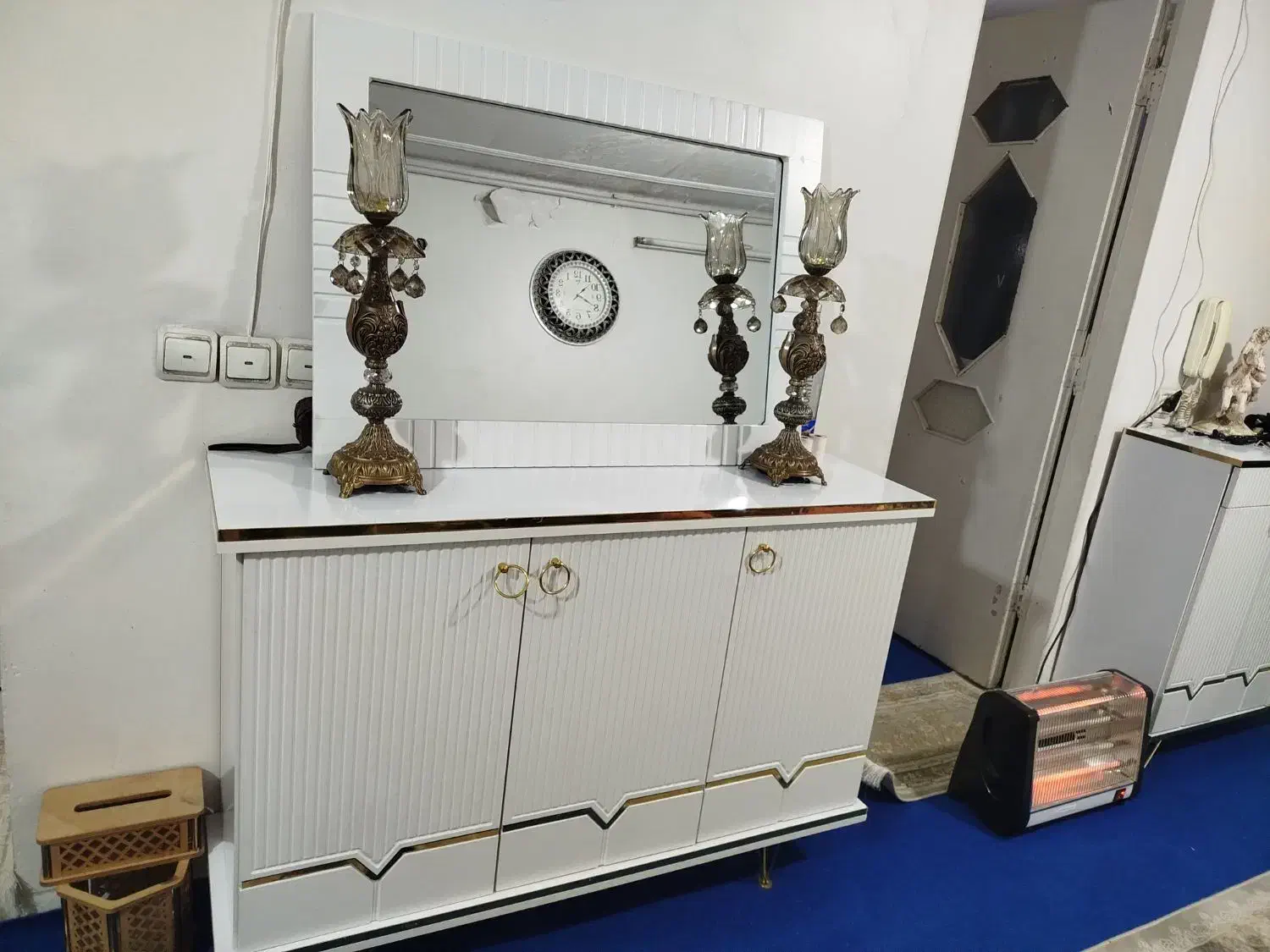 اینه کنسول و میز جاکفشی|مبلمان خانگی و میز عسلی|بروجرد, |دیوار