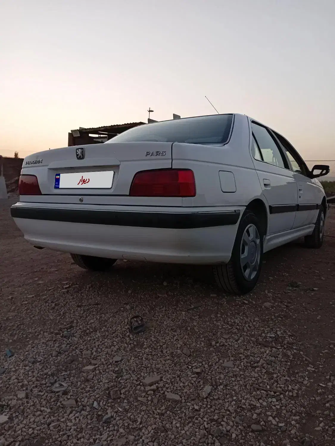 پژوپارس سال موتورجدید|خودرو سواری و وانت|اقبالیه, |دیوار