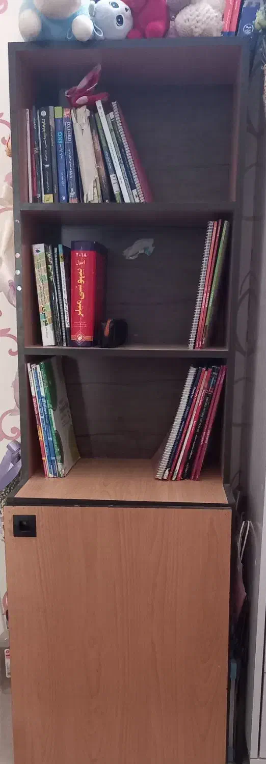 کتابخونه و کمد|کتابخانه، شلف، قفسههای دیواری|مشهد, شهرک رازی (شهرک غرب)|دیوار