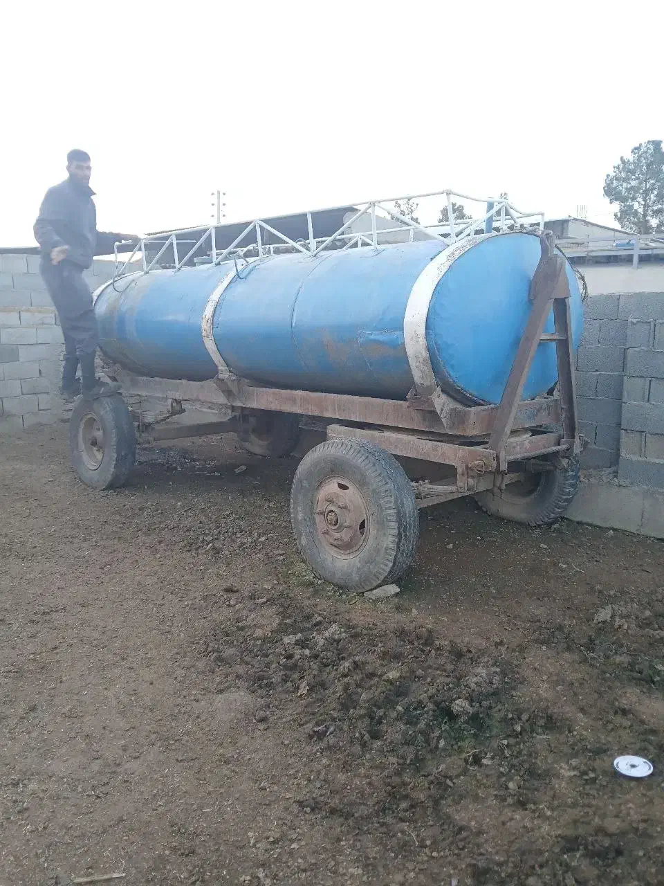تانکر اب ۵ هزار لیتری|ماشین‌آلات صنعتی|بندر ترکمن, |دیوار