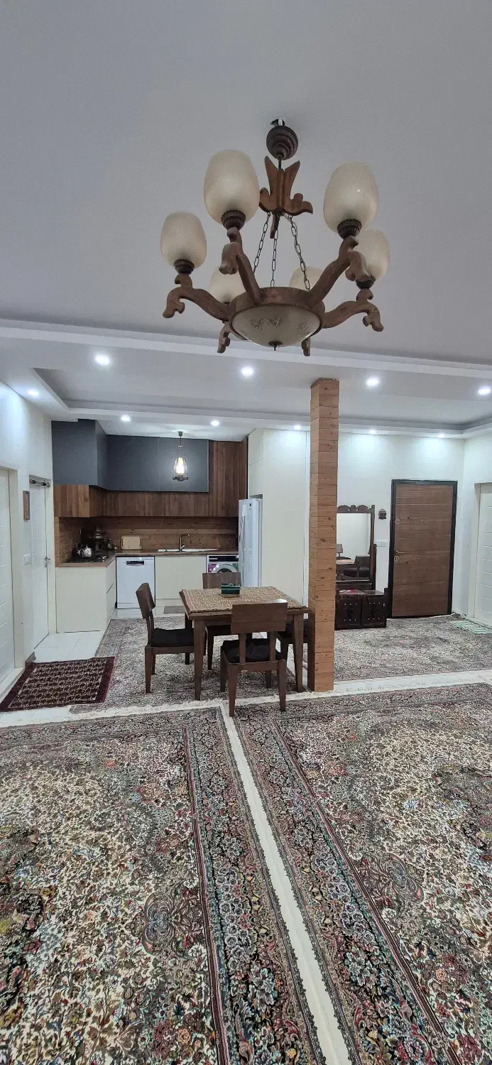 137 متر در دوطبقه با ۲۰متر حیاط اختصاصی|فروش آپارتمان|تهران, ایران|دیوار