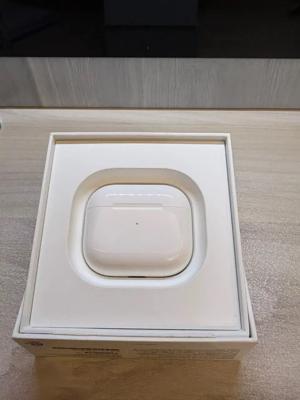 ایرپاد سری ۳ درحد اکبند|لوازم جانبی موبایل و تبلت|ارومیه, |دیوار