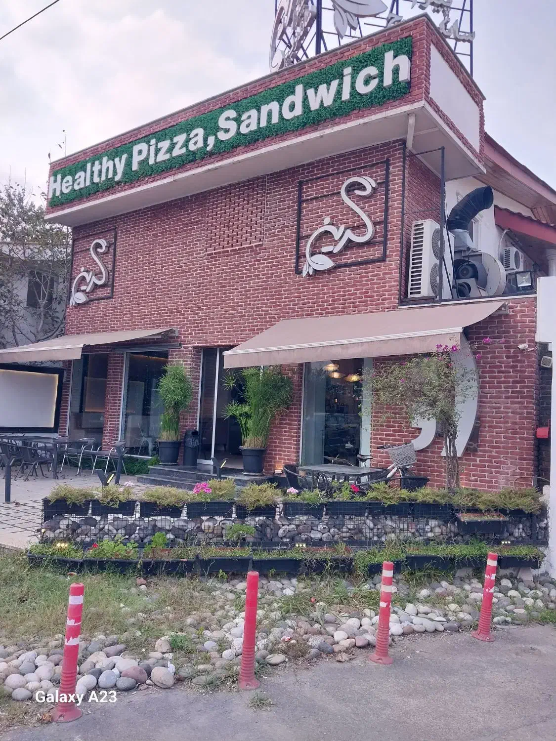 اشپز وسالنکار فست فود|استخدام خدمات فروشگاه و رستوران|ایزدشهر, |دیوار