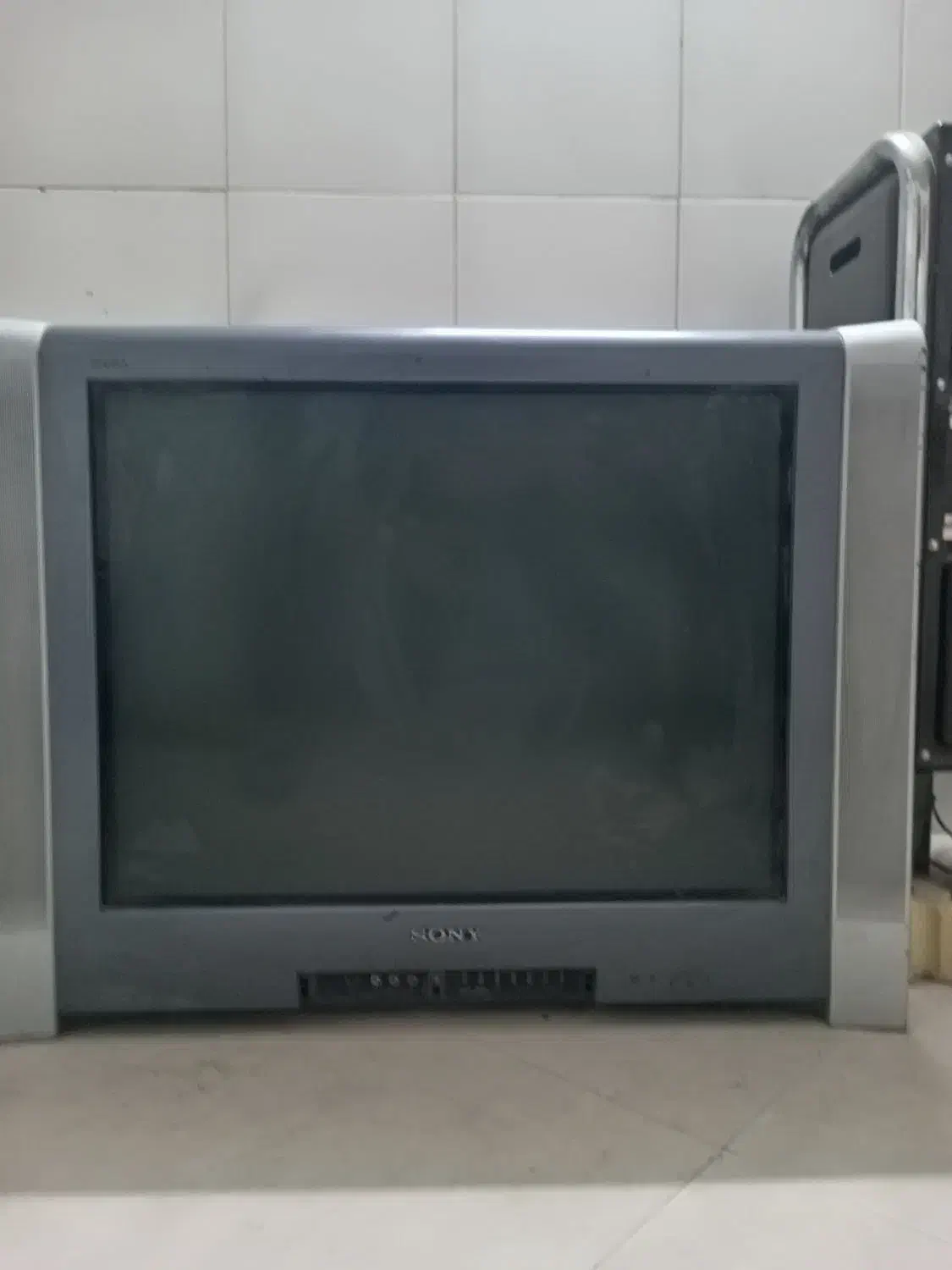 تلویزیون|تلویزیون و پروژکتور|نیشابور, بنیاد شهید|دیوار