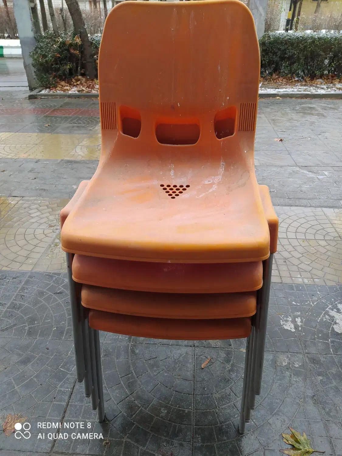 صندلی|صندلی و نیمکت|بروجرد, |دیوار