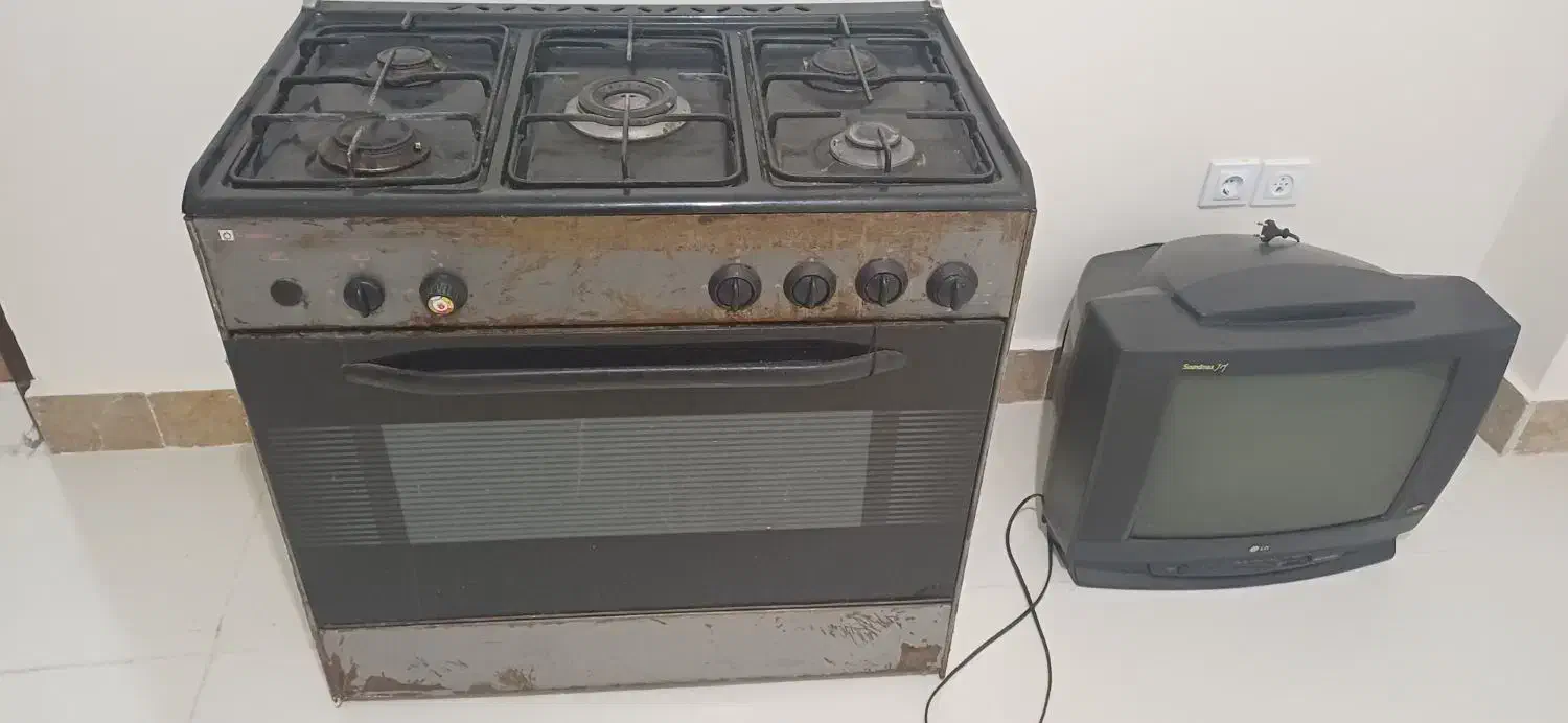 تلویزیون و اجاق گاز|تلویزیون و پروژکتور|ایرانشهر, |دیوار