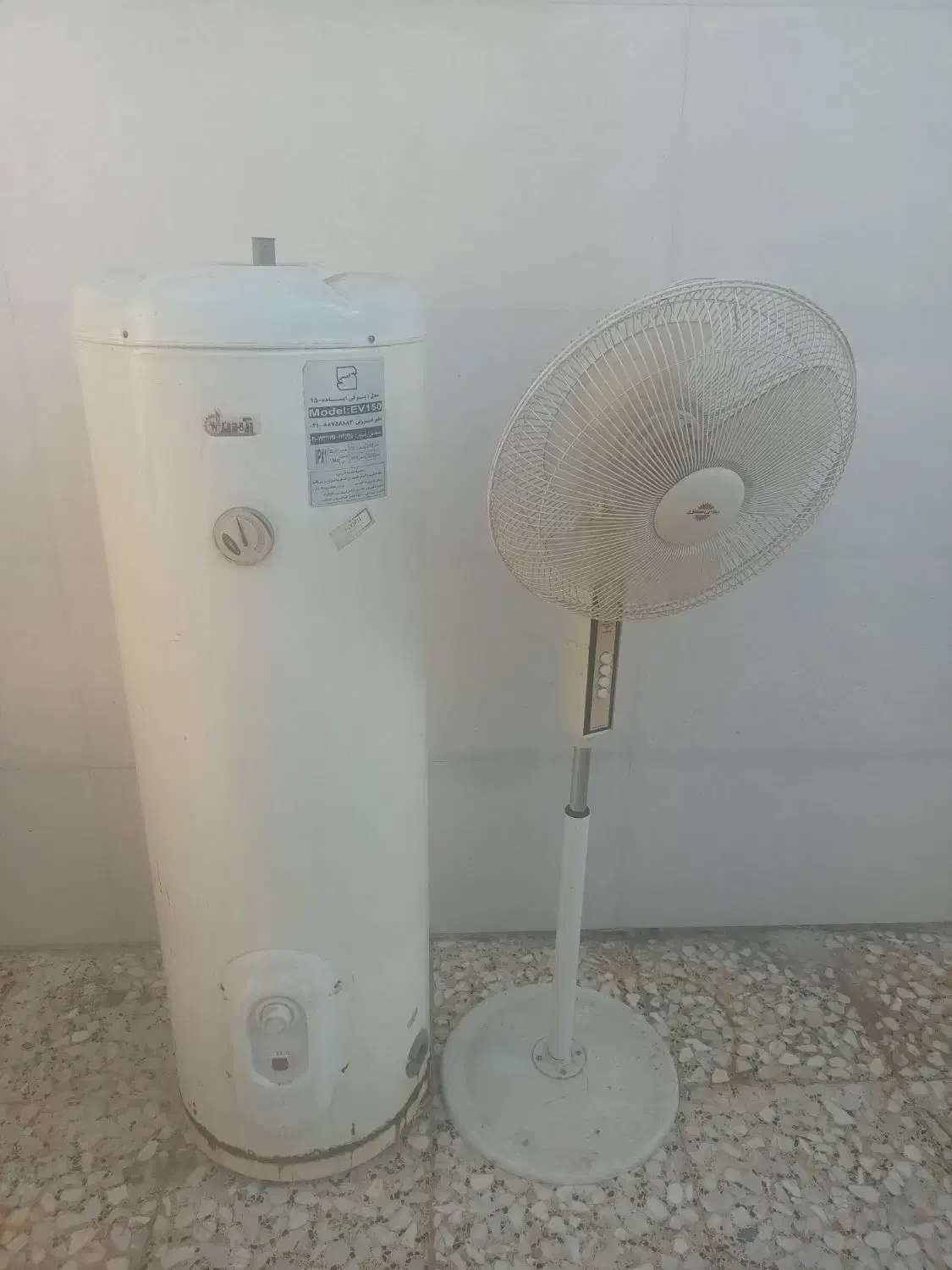 آبگرمکن وپنکه|پنکه و تصفیه‌کنندهٔ هوا|خرمشهر, |دیوار