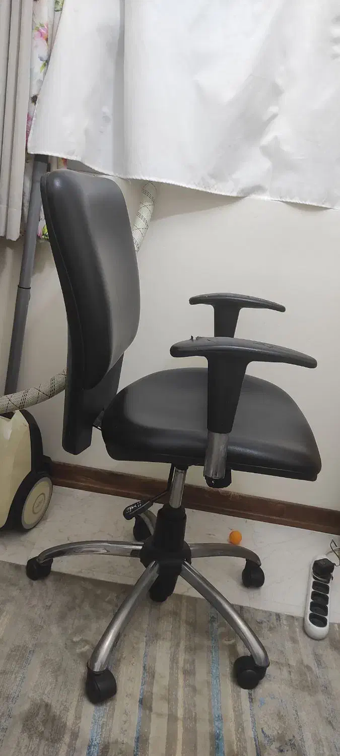 صندلی کارشناسی لیو|صندلی و نیمکت|تهران, ایرانشهر|دیوار