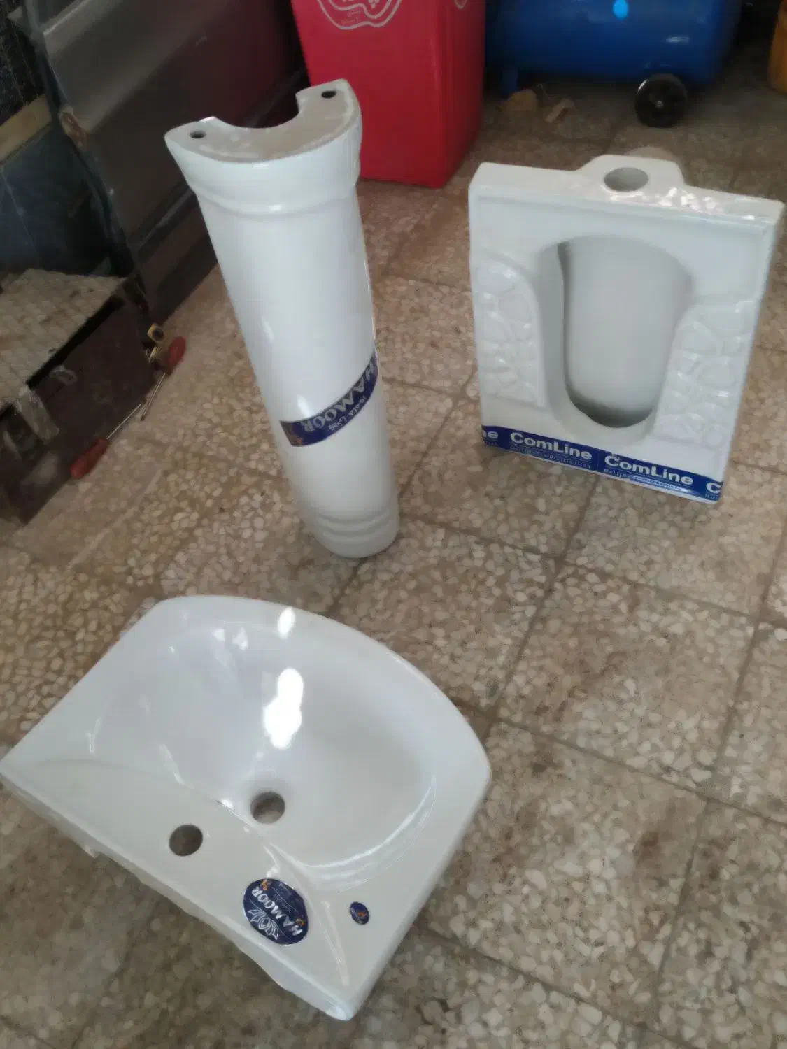 سنگ توالت و روشویی|لوازم سرویس بهداشتی|چابهار, |دیوار