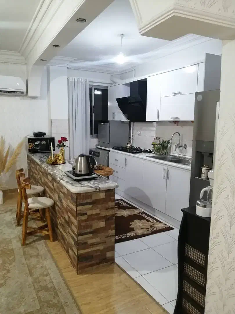 ۸۰ متر ۲ خواب سند دار ط ۳ ،پارکینگ منظریه ،ولیعصر|فروش آپارتمان|رشت, منظریه|دیوار