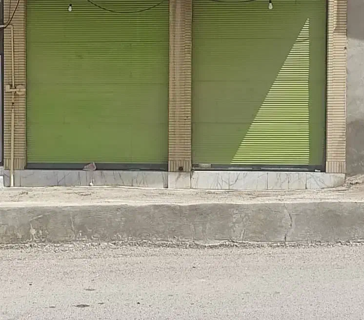 اجاره و رهن دو باب مغازه|اجارهٔ مغازه و غرفه|جهرم, |دیوار