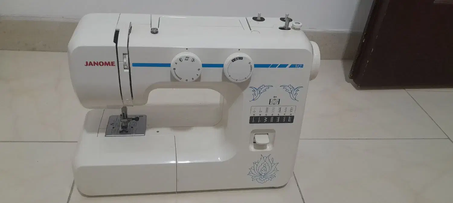 چرخ خیاطی ژانومه ۳۱۲نو|چرخ خیاطی و ریسندگی|قائمشهر, |دیوار