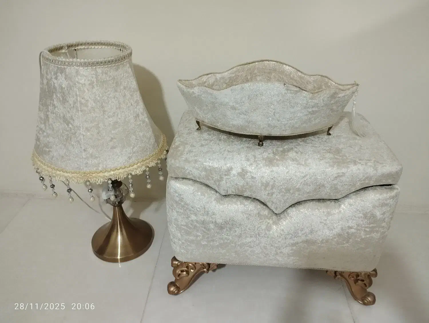 سرویس اتاق خواب|تخت و سرویس خواب|پرند, فاز ۶|دیوار