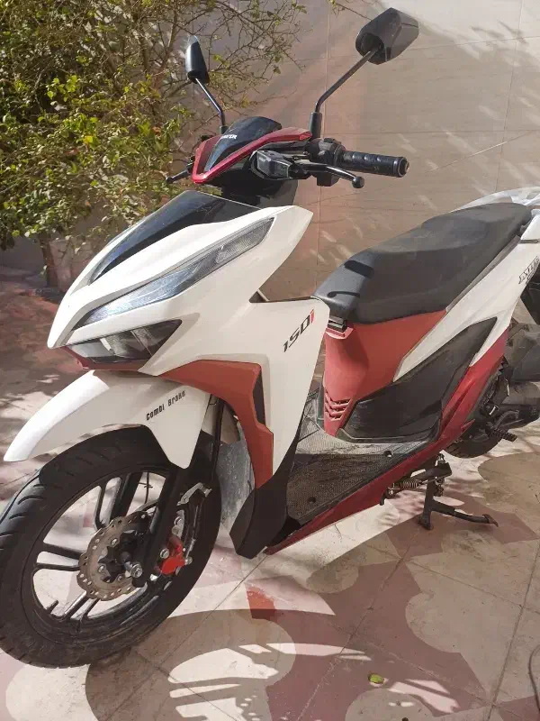 کلیک کویر موتور|موتورسیکلت|شیراز, کوشک میدان|دیوار