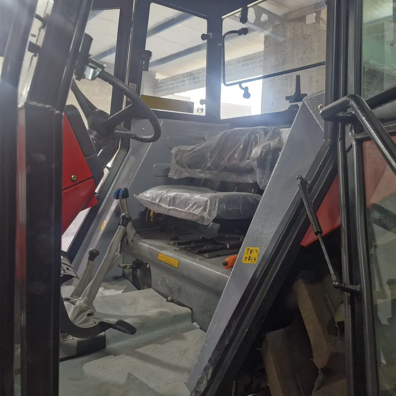 تراکتور ۳۹۹ جفت کابین دار شرکتی|خودرو سنگین|فریمان, |دیوار