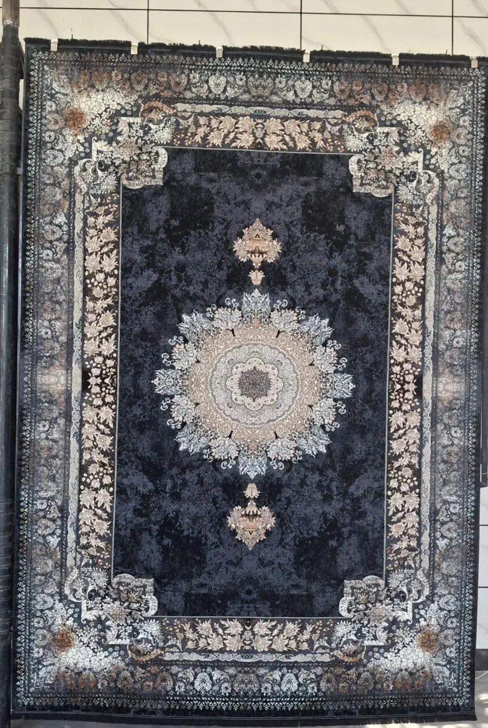 قالی حراج|فرش|شهرکرد, |دیوار