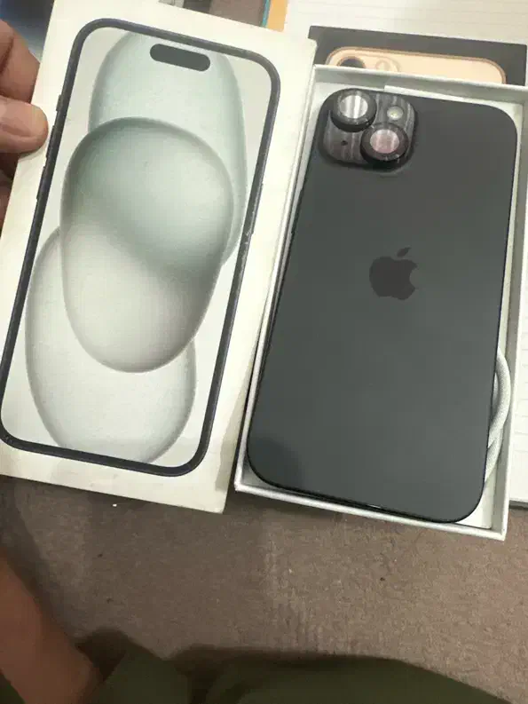 آیفون۱۵نرمال 128گیگ باتری۱۰۰فقط ۲۰بار شارژ شده|موبایل|زاهدان, |دیوار