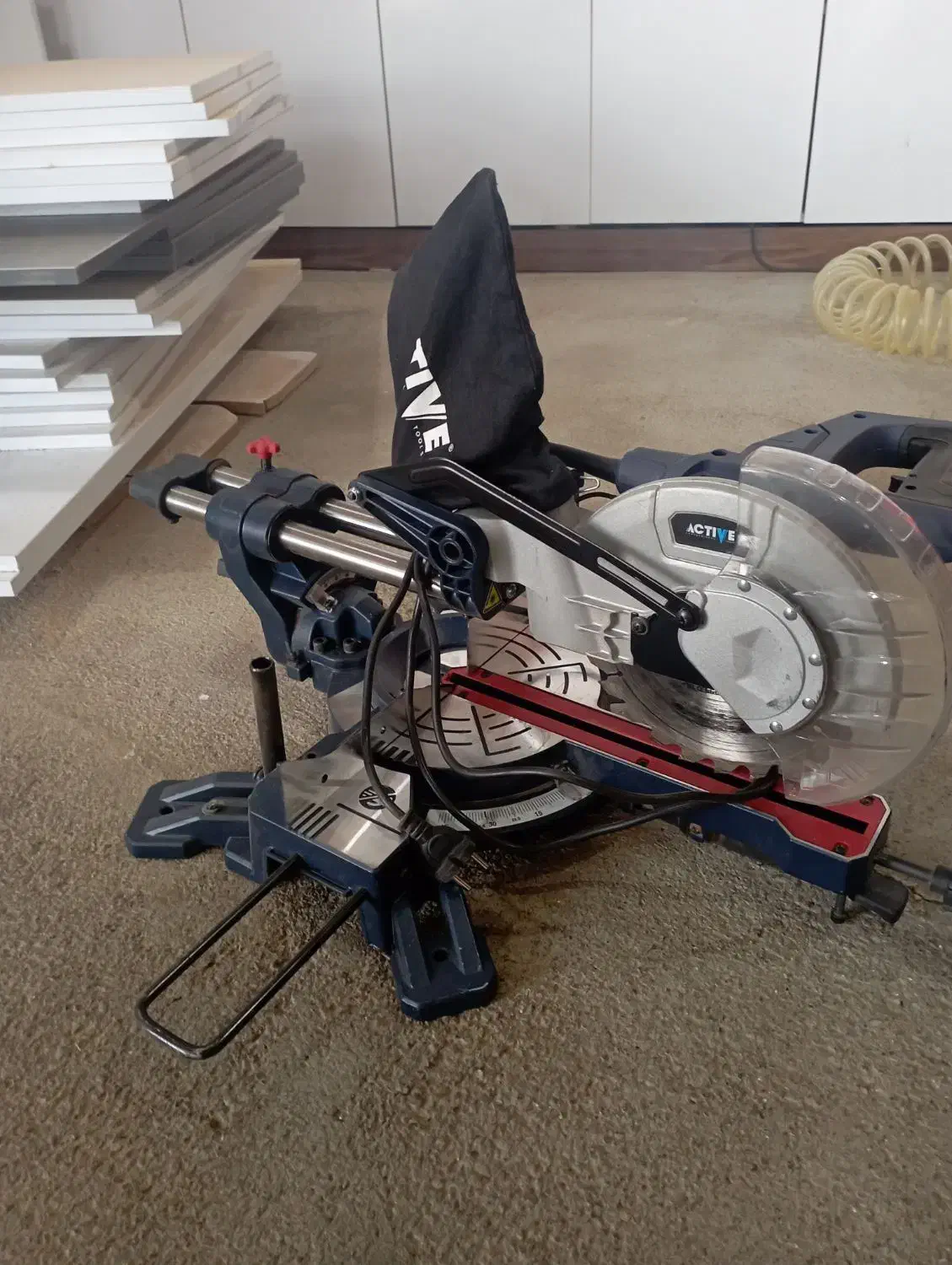 فارسی بر|ابزارآلات|پیرانشهر, |دیوار