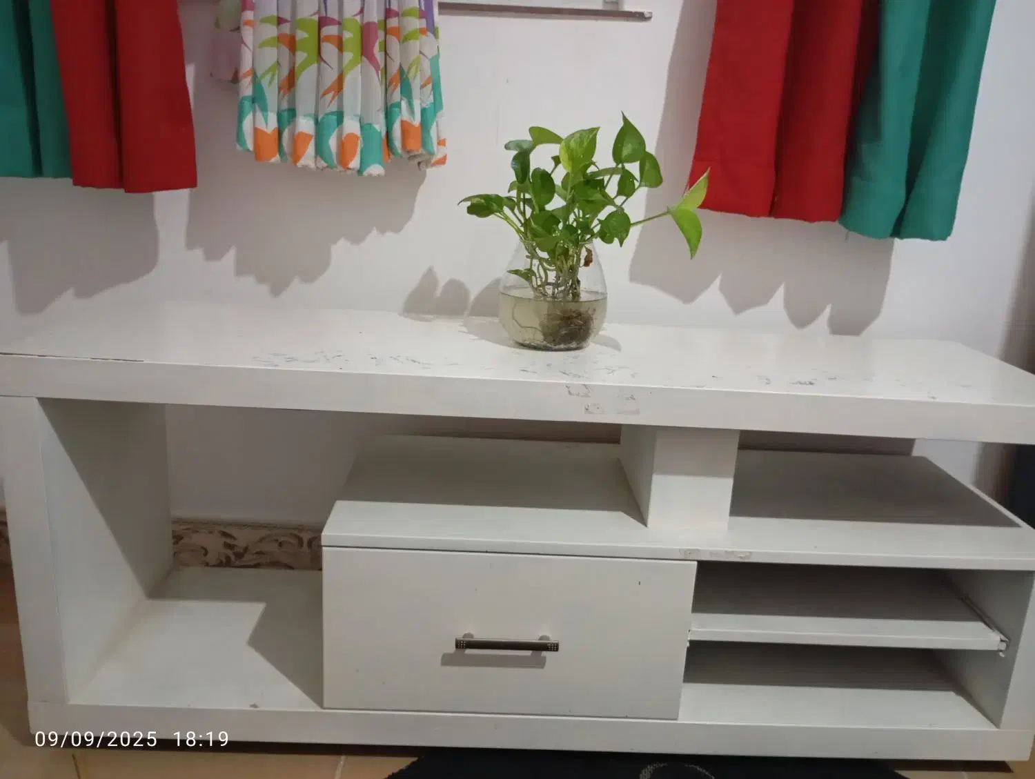 میزتلوزیون|میز تلویزیون|صومعهسرا, |دیوار