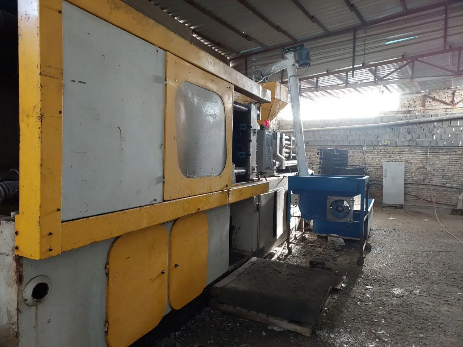 دستگاه تزریق منصوریان ۴۵۰تنی|ماشینآلات صنعتی|اردبیل, |دیوار