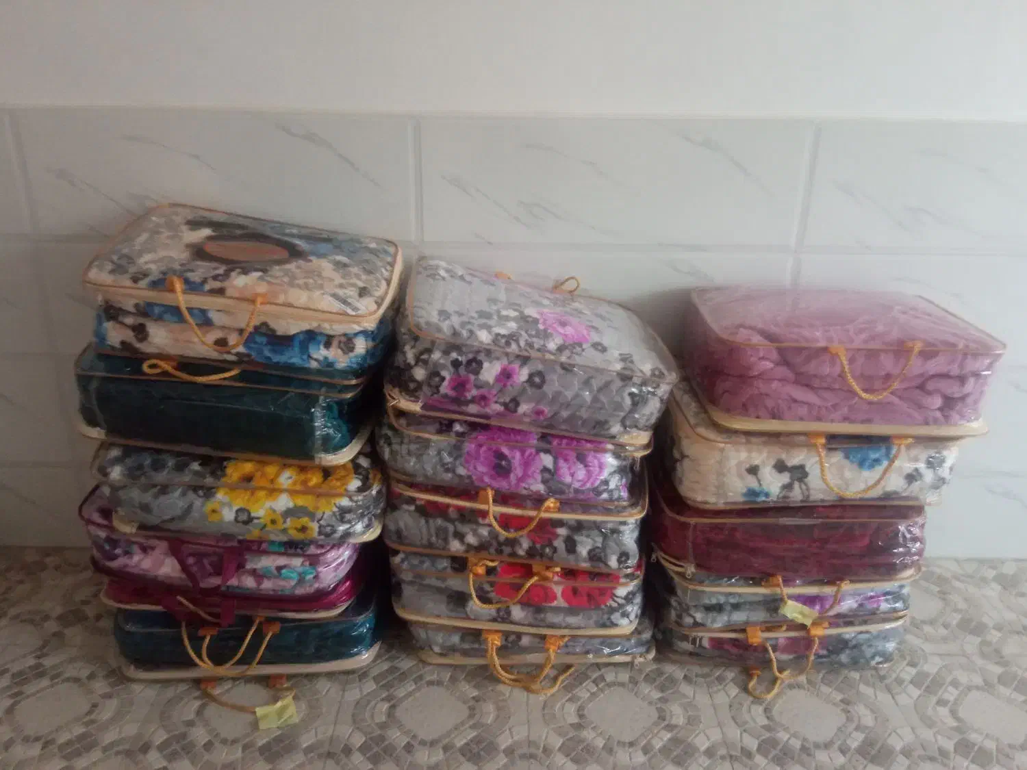 پتو دونفره سورنا و گلبافت نیکو بافت شادیلون تیسا|رختخواب، بالش، پتو|پلدختر, |دیوار