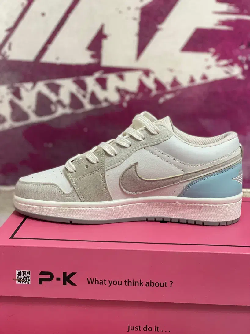 نایک جردن|کیف، کفش، کمربند|هشتگرد, هشتگرد قدیم|دیوار